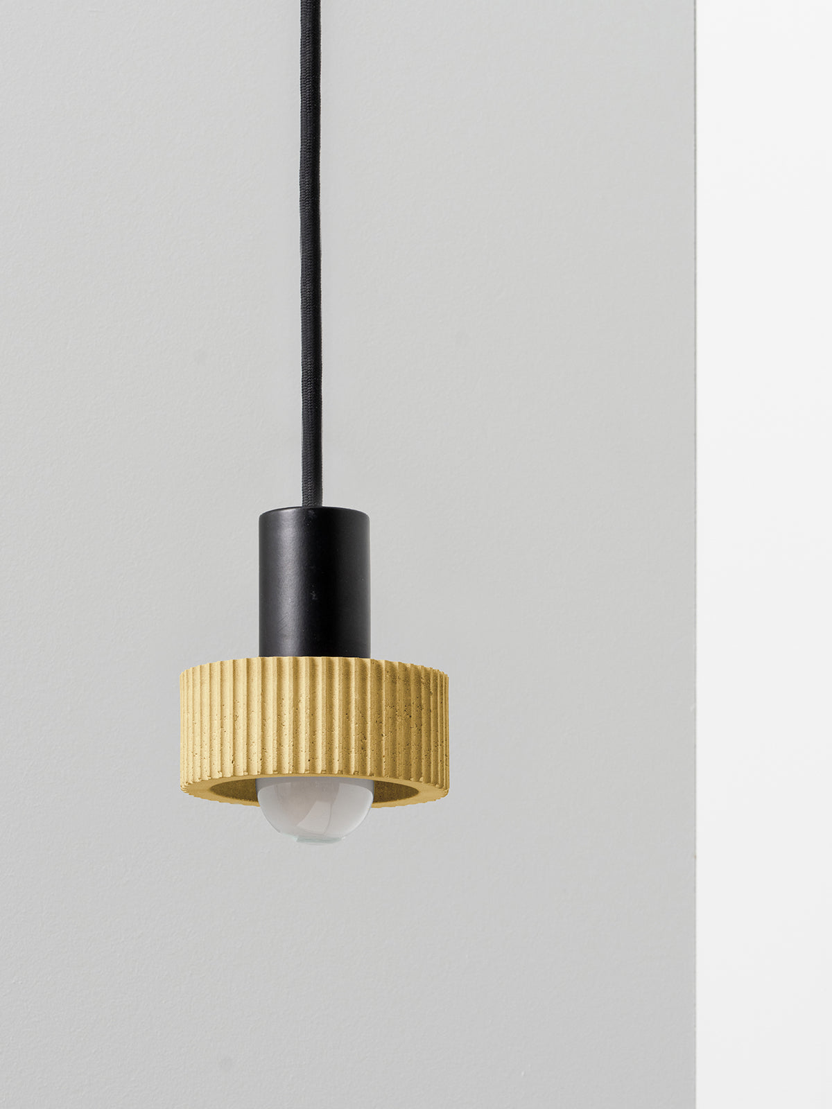 [S5] pendant